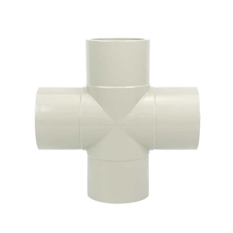 β-PPH Fitting cu sudură cap la cap scurtă în cruce egală